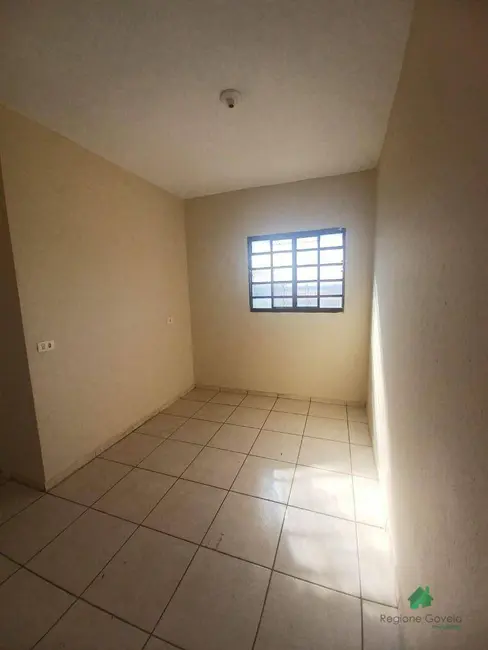 Foto 3 de Casa com 1 quarto para alugar, 40m2 em Ibirite - MG