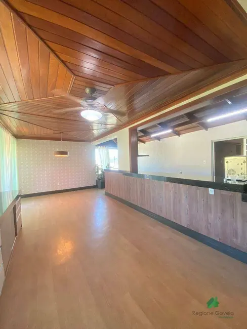 Foto 8 de Casa com 4 quartos para alugar, 160m2 em Jardim Ibirité, Ibirite - MG