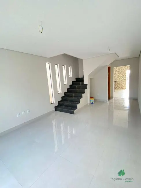Foto 6 de Casa com 2 quartos à venda, 150m2 em Sarzedo - MG
