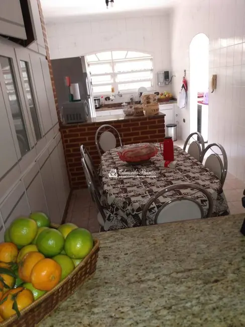 Foto 5 de Sobrado com 3 quartos à venda, 312m2 em Vila Galvão, Guarulhos - SP
