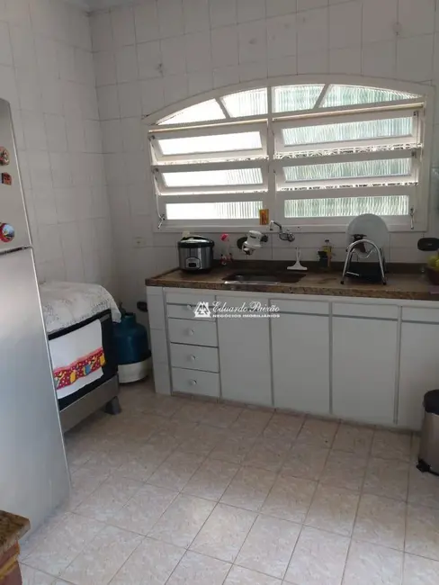 Foto 3 de Sobrado com 3 quartos à venda, 312m2 em Vila Galvão, Guarulhos - SP