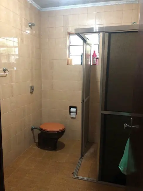 Casa com 3 quartos à venda, 177m2 em Parque Continental I, Guarulhos - SP - imagem 8 Foto 8 de Casa com 3 quartos à venda, 177m2 em Parque Continental I, Guarulhos - SP