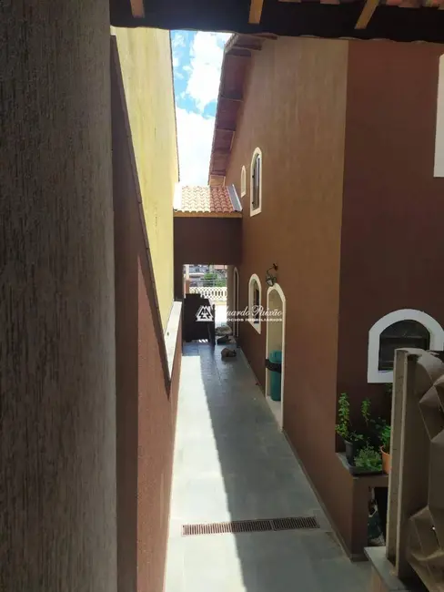 Foto 6 de Sobrado com 3 quartos à venda, 172m2 em Jardim Dourado, Guarulhos - SP