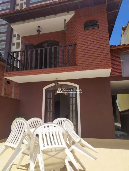 Foto 5 de Sobrado com 3 quartos à venda, 172m2 em Jardim Dourado, Guarulhos - SP