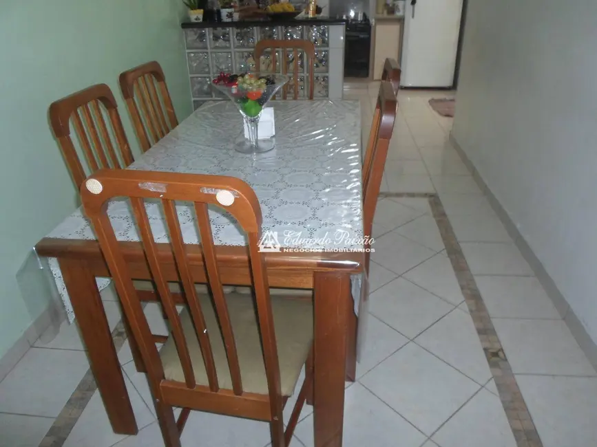 Casa com 3 quartos à venda, 150m2 em Vila Carioca, Guarulhos - SP - imagem 5 Foto 5 de Casa com 3 quartos à venda, 150m2 em Vila Carioca, Guarulhos - SP