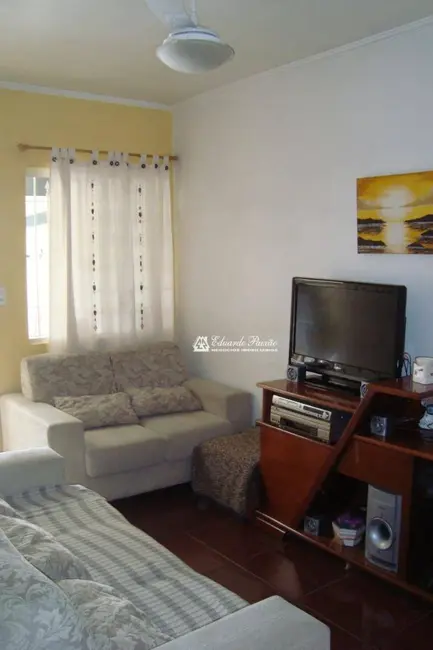Casa com 3 quartos à venda, 150m2 em Vila Carioca, Guarulhos - SP - imagem 2 Foto 2 de Casa com 3 quartos à venda, 150m2 em Vila Carioca, Guarulhos - SP