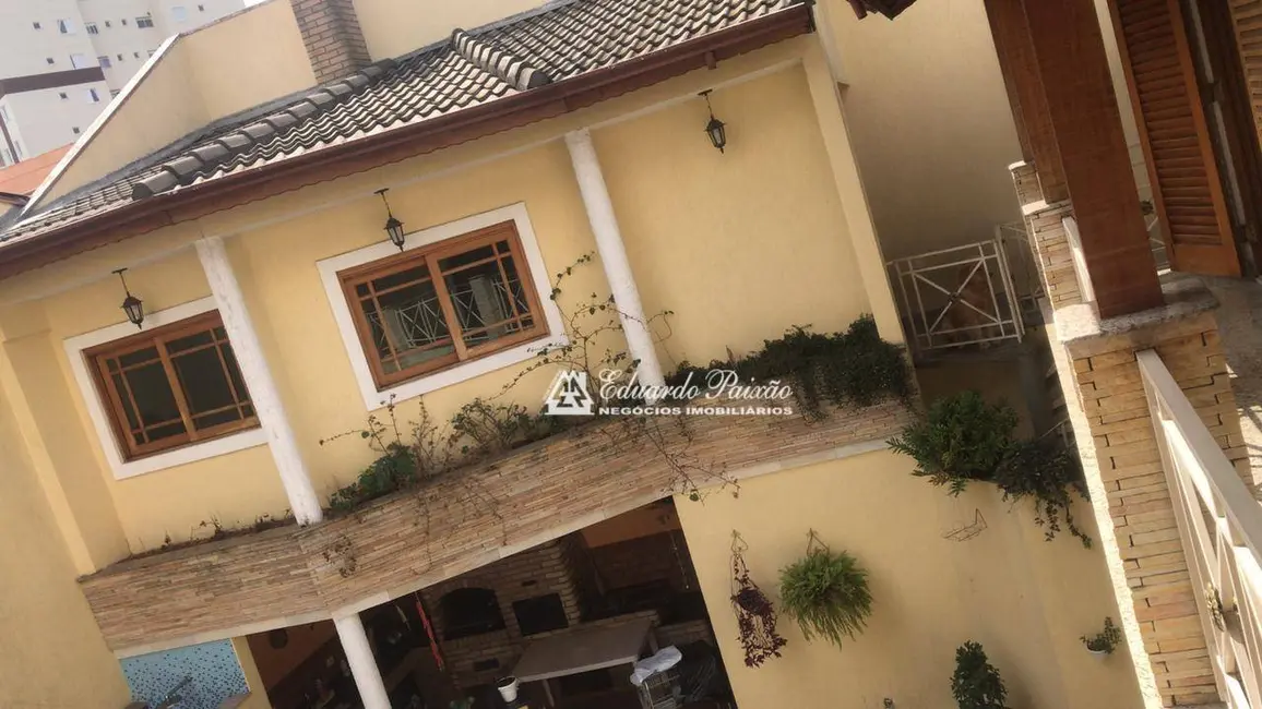 Foto 2 de Sobrado com 4 quartos à venda, 250m2 em Jardim São Judas Tadeu, Guarulhos - SP