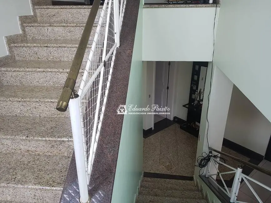 Sobrado com 4 quartos à venda, 710m2 em Vila Rosália, Guarulhos - SP - imagem 8 Foto 8 de Sobrado com 4 quartos à venda, 710m2 em Vila Rosália, Guarulhos - SP