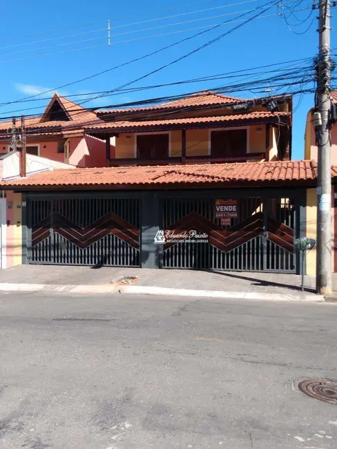 Foto 2 de Sobrado com 4 quartos à venda, 255m2 em Parque Renato Maia, Guarulhos - SP