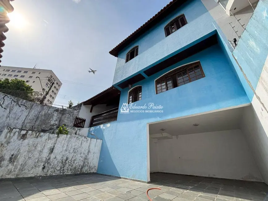 Foto 3 de Sobrado com 3 quartos para alugar, 250m2 em Jardim Santa Mena, Guarulhos - SP