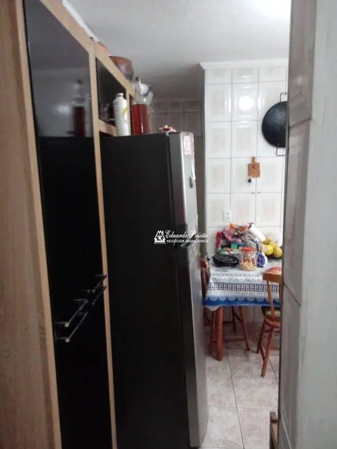 Sobrado com 3 quartos à venda, 200m2 em Jardim Miriam, Guarulhos - SP - imagem 6 Foto 6 de Sobrado com 3 quartos à venda, 200m2 em Jardim Miriam, Guarulhos - SP