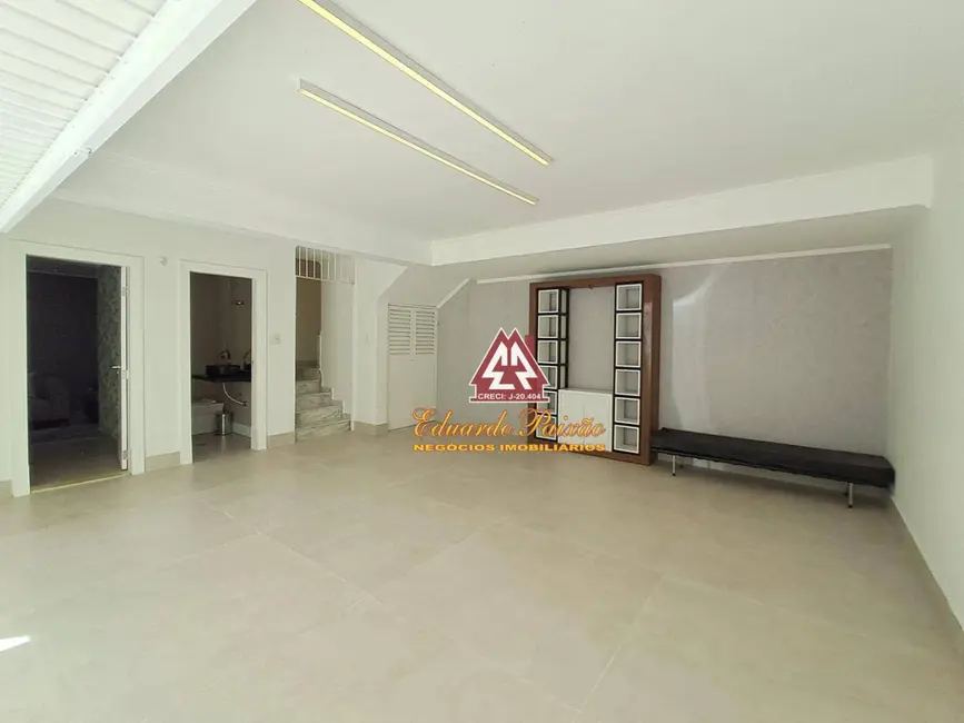 Foto 6 de Sobrado com 3 quartos à venda, 313m2 em Vila Galvão, Guarulhos - SP