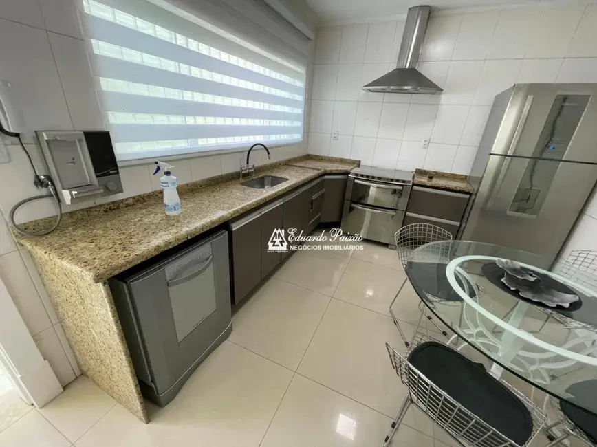 Foto 9 de Sobrado com 3 quartos à venda e para alugar, 313m2 em Vila Galvão, Guarulhos - SP