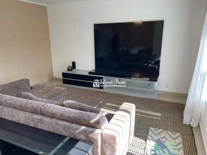 Foto 7 de Sobrado com 3 quartos à venda e para alugar, 313m2 em Vila Galvão, Guarulhos - SP