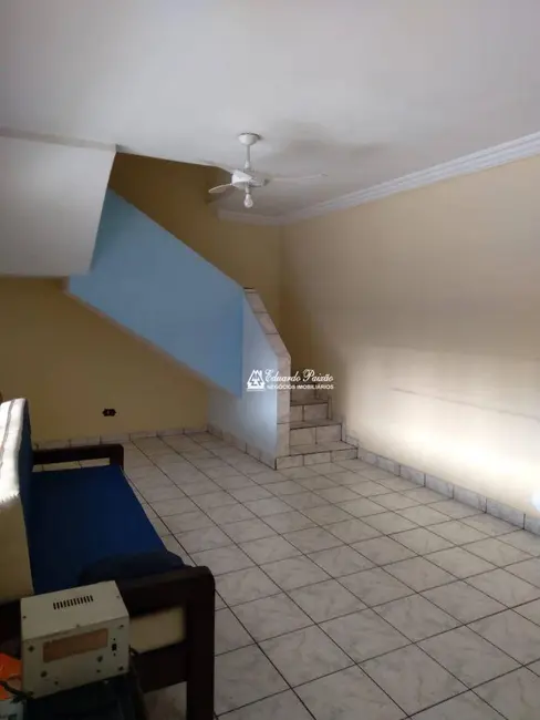 Sobrado com 4 quartos à venda, 200m2 em Vila Tijuco, Guarulhos - SP - imagem 5 Foto 5 de Sobrado com 4 quartos à venda, 200m2 em Vila Tijuco, Guarulhos - SP