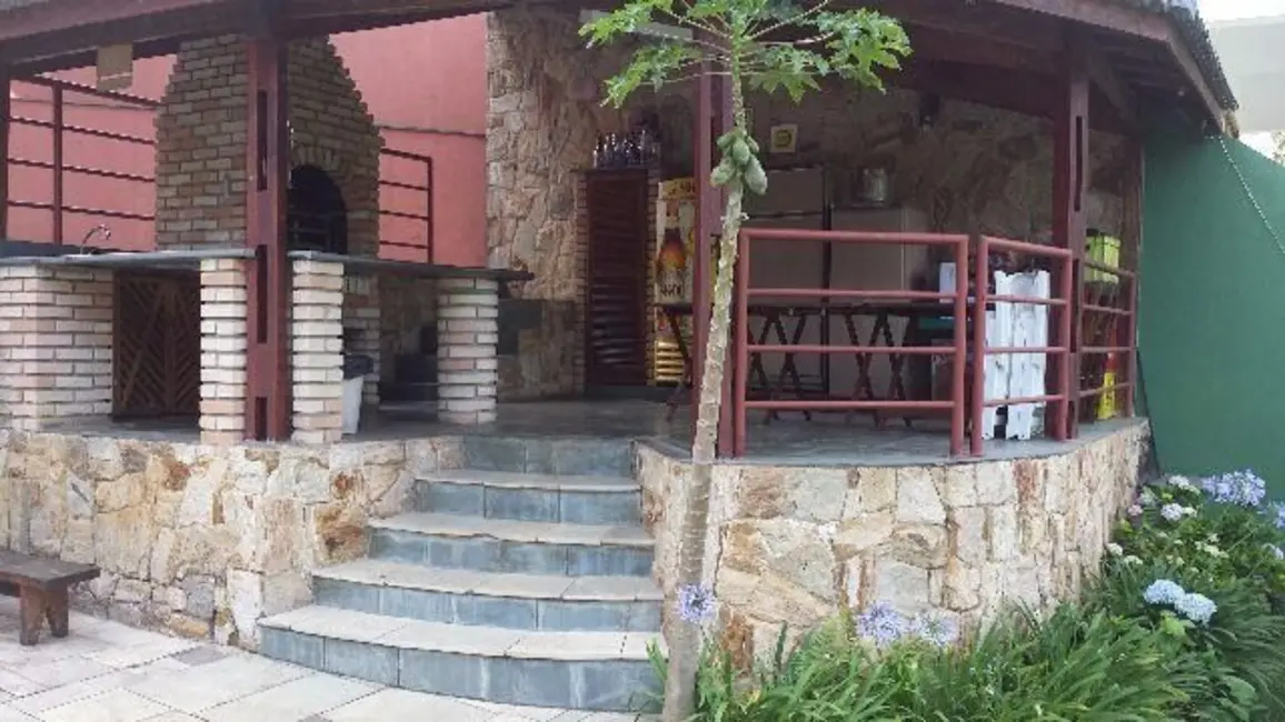 Foto 8 de Sobrado com 4 quartos à venda, 1260m2 em Caputera, Aruja - SP