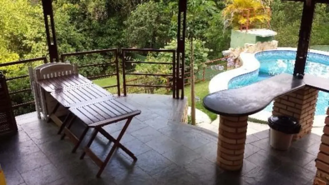 Foto 5 de Sobrado com 4 quartos à venda, 1260m2 em Caputera, Aruja - SP