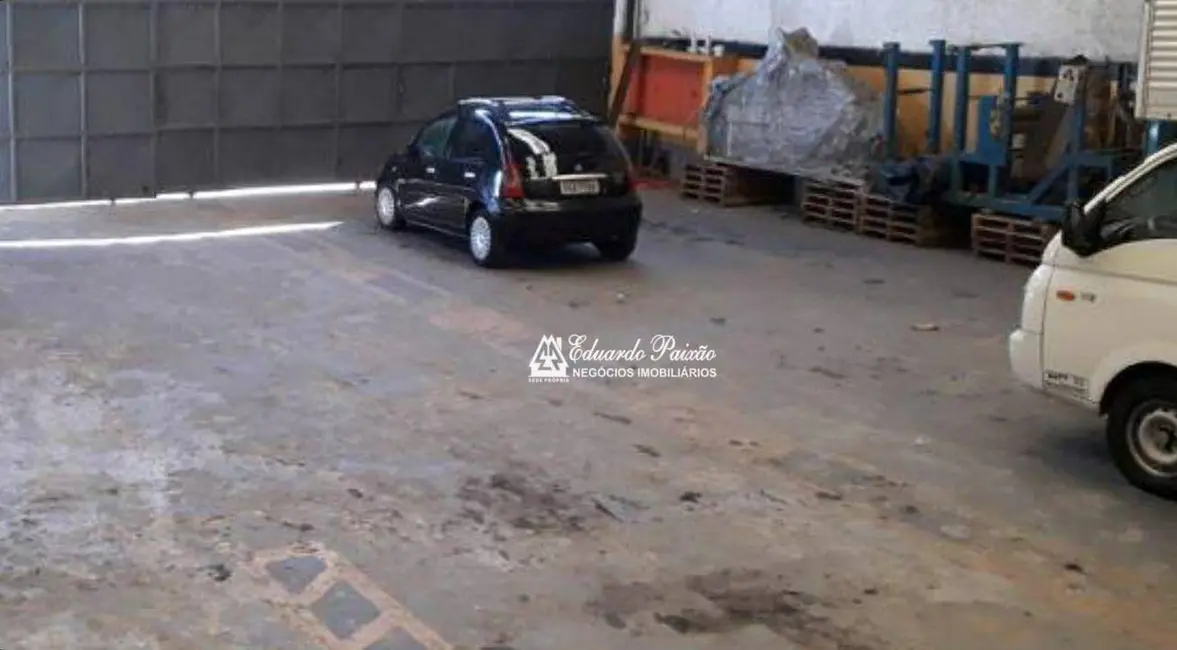 Armazém / Galpão à venda, 1000m2 em Jardim São Domingos, Guarulhos - SP - imagem 6 Foto 6 de Armazém / Galpão à venda, 1000m2 em Jardim São Domingos, Guarulhos - SP