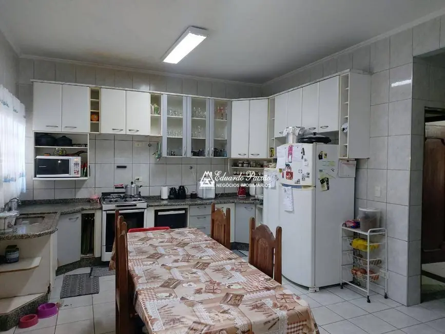 Foto 8 de Sobrado com 4 quartos à venda, 286m2 em Vila Rosália, Guarulhos - SP