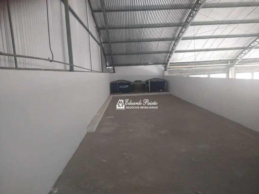 Armazém / Galpão para alugar, 700m2 em Jardim Presidente Dutra, Guarulhos - SP - imagem 5 Foto 5 de Armazém / Galpão para alugar, 700m2 em Jardim Presidente Dutra, Guarulhos - SP