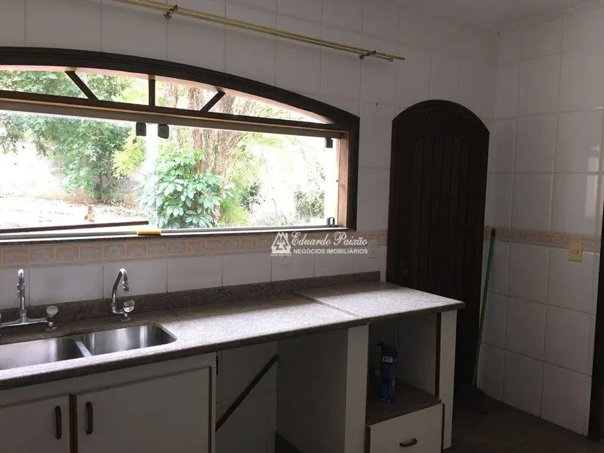 Foto 4 de Sobrado com 6 quartos à venda, 250m2 em Jardim Santa Mena, Guarulhos - SP
