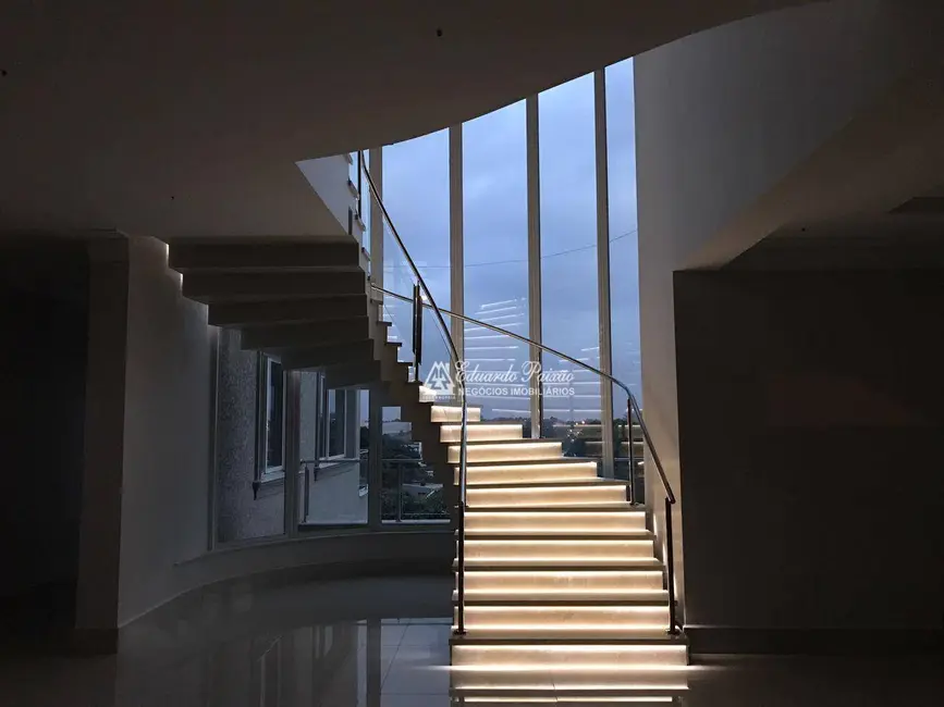 Sobrado com 5 quartos à venda, 1200m2 em Residencial Tamboré, Barueri - SP - imagem 9 Foto 9 de Sobrado com 5 quartos à venda, 1200m2 em Residencial Tamboré, Barueri - SP