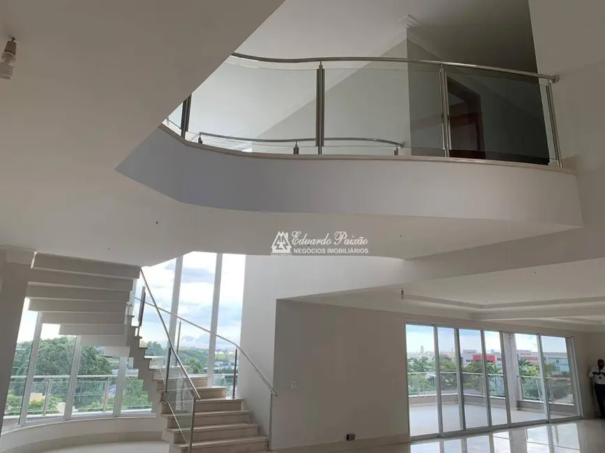 Foto 1 de Sobrado com 5 quartos à venda, 1200m2 em Residencial Tamboré, Barueri - SP
