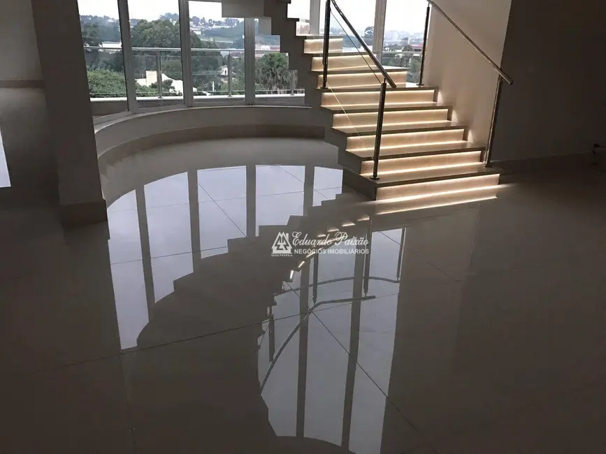 Foto 2 de Sobrado com 5 quartos à venda, 1200m2 em Residencial Tamboré, Barueri - SP