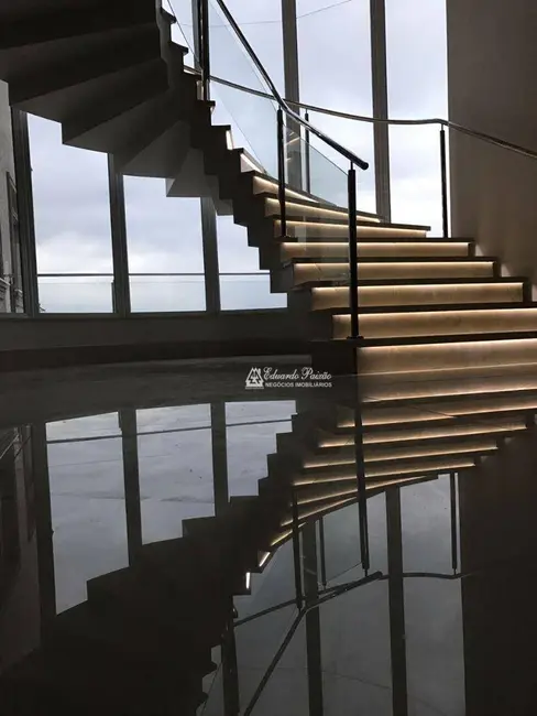 Sobrado com 5 quartos à venda, 1200m2 em Residencial Tamboré, Barueri - SP - imagem 7 Foto 7 de Sobrado com 5 quartos à venda, 1200m2 em Residencial Tamboré, Barueri - SP