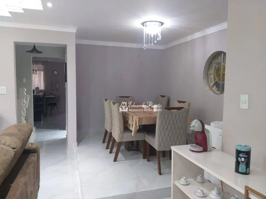 Foto 7 de Sobrado com 3 quartos à venda, 206m2 em Vila Galvão, Guarulhos - SP