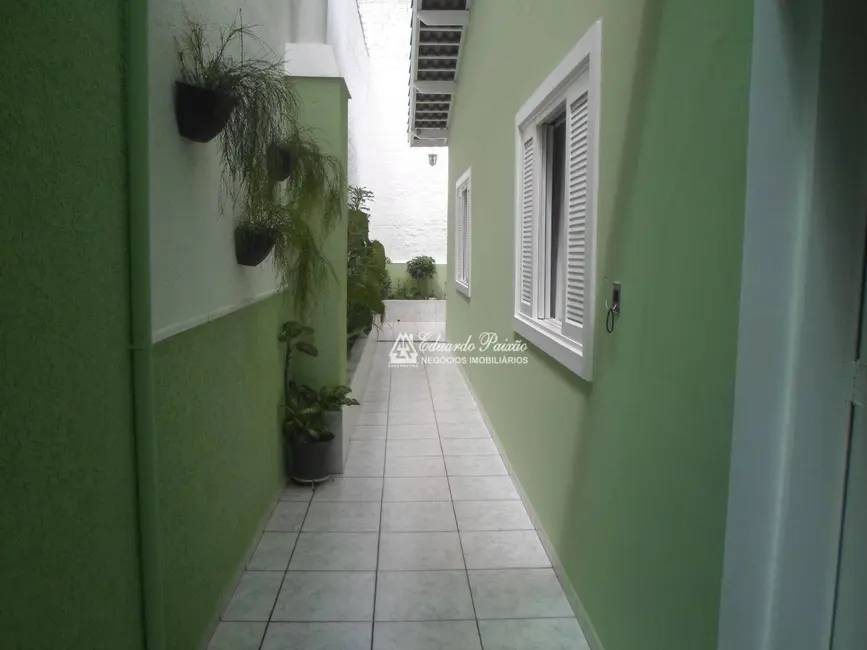 Foto 2 de Casa com 3 quartos à venda, 168m2 em Vila Galvão, Guarulhos - SP