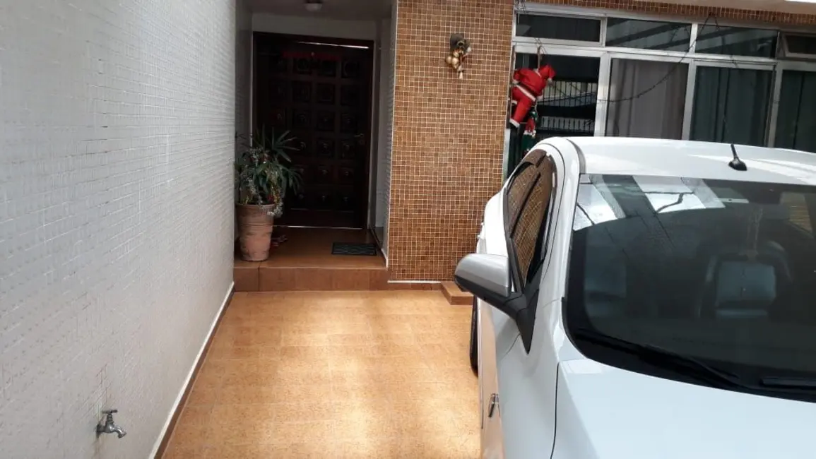 Foto 7 de Sobrado com 3 quartos à venda, 304m2 em Vila Augusta, Guarulhos - SP