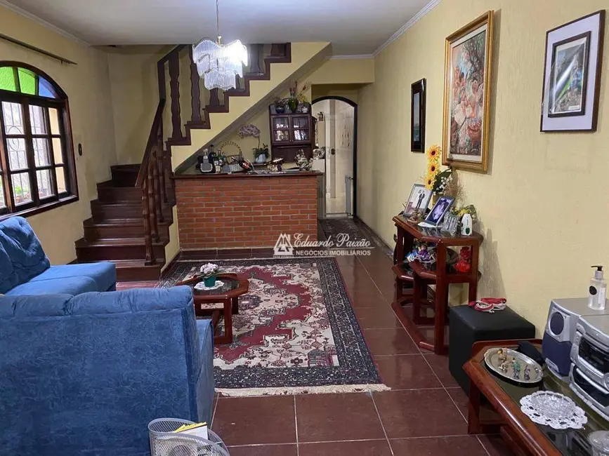 Foto 2 de Sobrado com 4 quartos à venda, 190m2 em Jardim Santa Mena, Guarulhos - SP