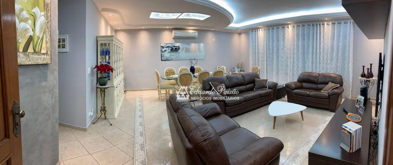 Casa com 3 quartos à venda, 500m2 em Vila Milton, Guarulhos - SP - imagem 8 Foto 8 de Casa com 3 quartos à venda, 500m2 em Vila Milton, Guarulhos - SP