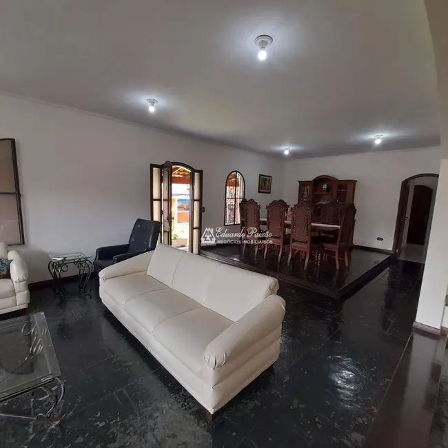 Foto 3 de Sobrado com 5 quartos à venda, 384m2 em Vila Galvão, Guarulhos - SP