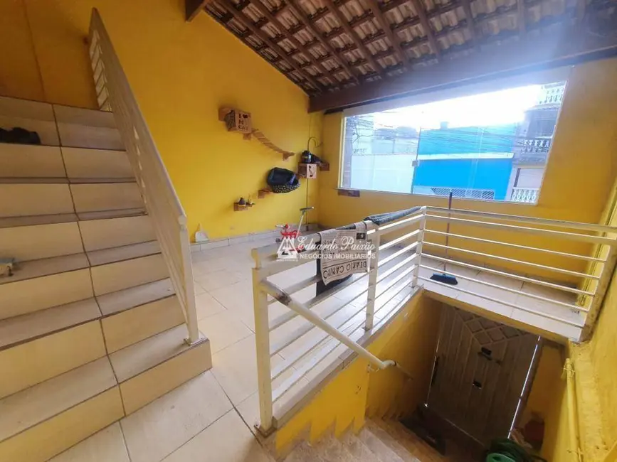 Sobrado com 6 quartos à venda, 140m2 em Vila Flórida, Guarulhos - SP - imagem 5 Foto 5 de Sobrado com 6 quartos à venda, 140m2 em Vila Flórida, Guarulhos - SP