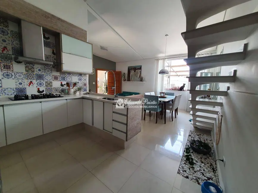 Foto 5 de Casa com 3 quartos à venda, 160m2 em Jardim do Papai, Guarulhos - SP