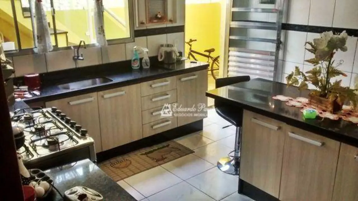 Foto 6 de Sobrado com 3 quartos à venda, 120m2 em Vila São João Batista, Guarulhos - SP