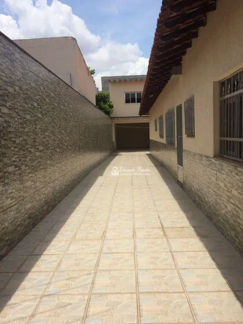 Foto 8 de Casa com 3 quartos à venda, 480m2 em Vila Rosália, Guarulhos - SP