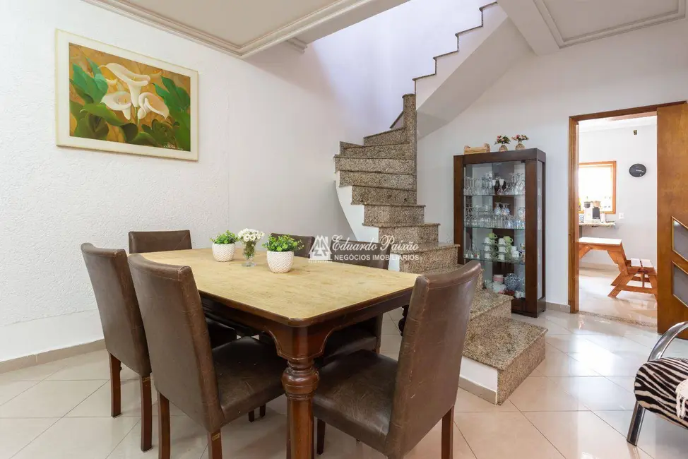 Sobrado com 3 quartos à venda, 125m2 em Parque Continental I, Guarulhos - SP - imagem 9 Foto 9 de Sobrado com 3 quartos à venda, 125m2 em Parque Continental I, Guarulhos - SP