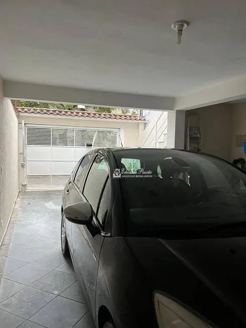 Sobrado com 3 quartos à venda, 125m2 em Parque Continental, Guarulhos - SP - imagem 3 Foto 3 de Sobrado com 3 quartos à venda, 125m2 em Parque Continental, Guarulhos - SP