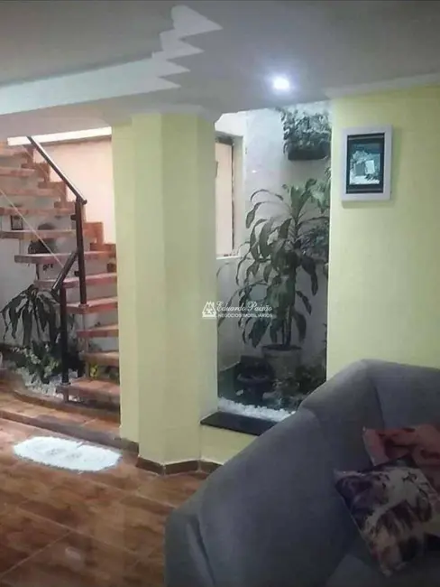 Foto 4 de Sobrado com 6 quartos à venda, 165m2 em Jardim Fortaleza, Guarulhos - SP