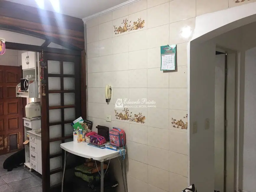 Sobrado com 2 quartos à venda, 100m2 em Jardim Santa Cecília, Guarulhos - SP - imagem 6 Foto 6 de Sobrado com 2 quartos à venda, 100m2 em Jardim Santa Cecília, Guarulhos - SP