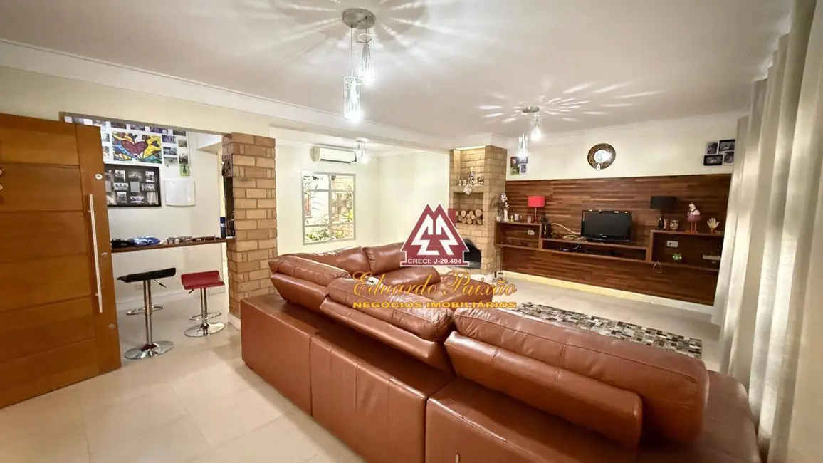 Foto 1 de Casa com 3 quartos à venda, 300m2 em Vila Rosália, Guarulhos - SP