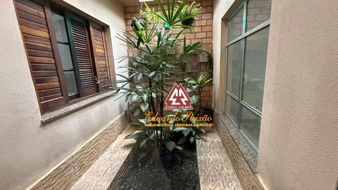 Foto 8 de Casa com 3 quartos à venda, 300m2 em Vila Rosália, Guarulhos - SP