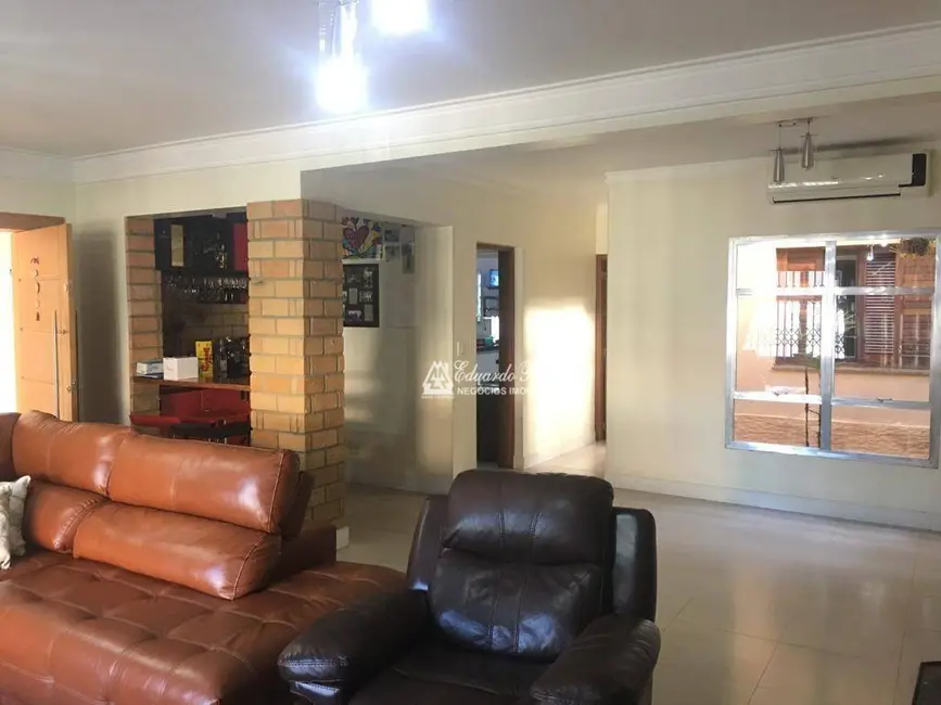 Foto 3 de Casa com 3 quartos à venda, 300m2 em Vila Rosália, Guarulhos - SP