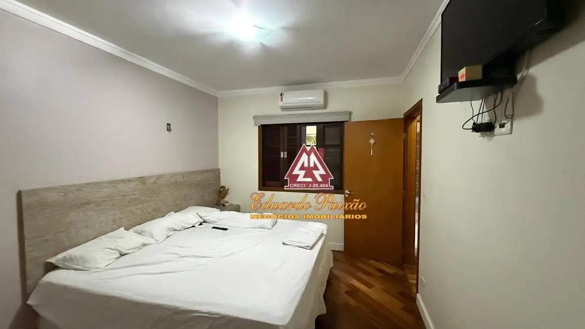 Foto 9 de Casa com 3 quartos à venda, 300m2 em Vila Rosália, Guarulhos - SP