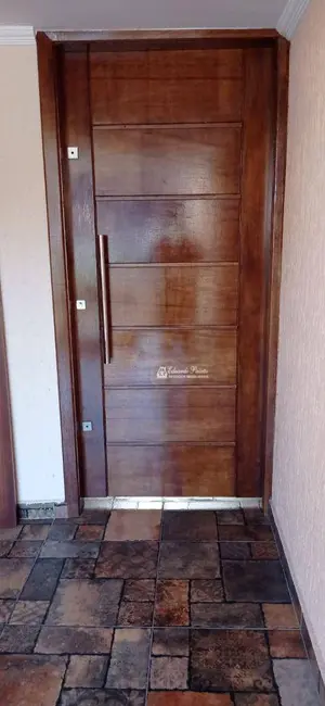 Sobrado com 3 quartos à venda, 160m2 em Parque Santo Antônio, Guarulhos - SP - imagem 5 Foto 5 de Sobrado com 3 quartos à venda, 160m2 em Parque Santo Antônio, Guarulhos - SP