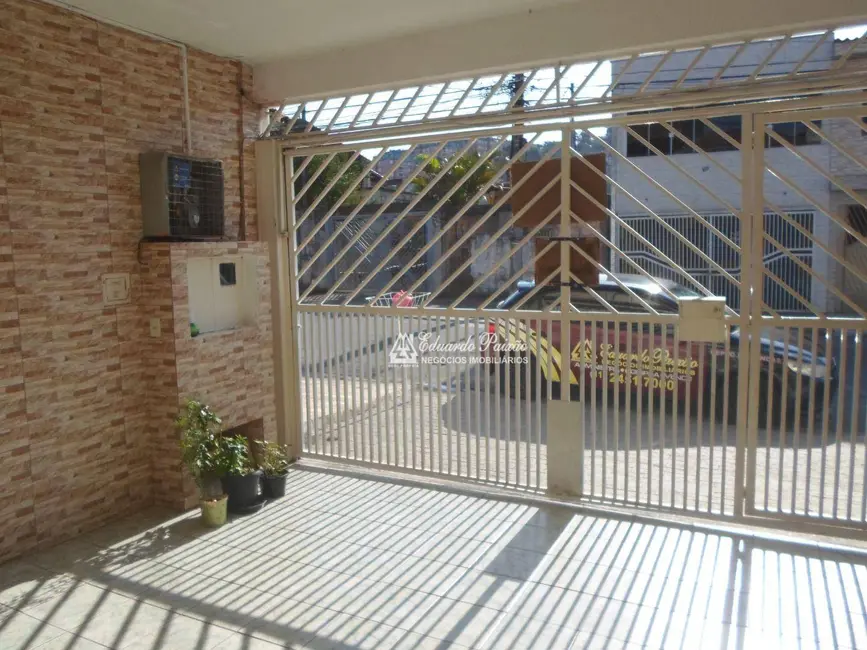 Sobrado com 3 quartos à venda, 125m2 em Jardim Valéria, Guarulhos - SP - imagem 3 Foto 3 de Sobrado com 3 quartos à venda, 125m2 em Jardim Valéria, Guarulhos - SP