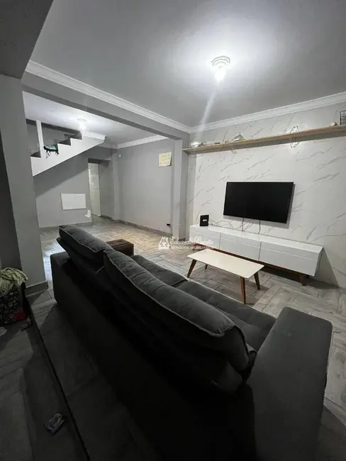 Sobrado com 3 quartos à venda, 125m2 em Parque Continental II, Guarulhos - SP - imagem 4 Foto 4 de Sobrado com 3 quartos à venda, 125m2 em Parque Continental II, Guarulhos - SP